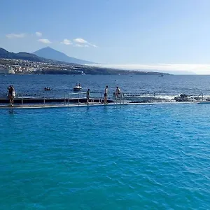 https://magnifico-estudio-frente-al-mar-vistas-a-el-teide.in-canary-islands.com