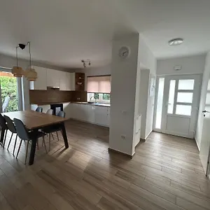 https://villa-palma-1.primorje-gorskikotar.com